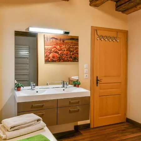 Semesterbostad De La Porte Des Pucelles *